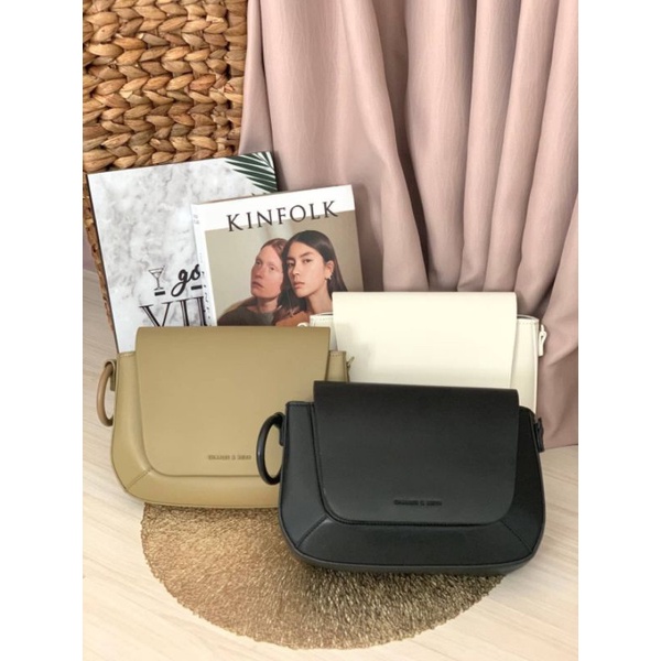 TAS SELEMPANG CK FRONT FLAP CK775