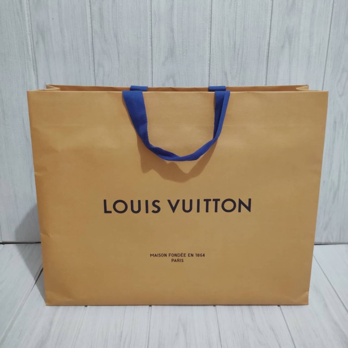 

BISA BAYAR DITEMPAT paperbag louis vuitton large authentic / paper bag lv xtra large ori TERLARIS