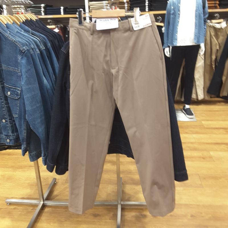 UNIQLO ORIGINAL SALE LANGSUNG CHECK OUT LANGSUNG KIRIM EZY PANTS STRETCH CELANA PANJANG CHINO PRIA