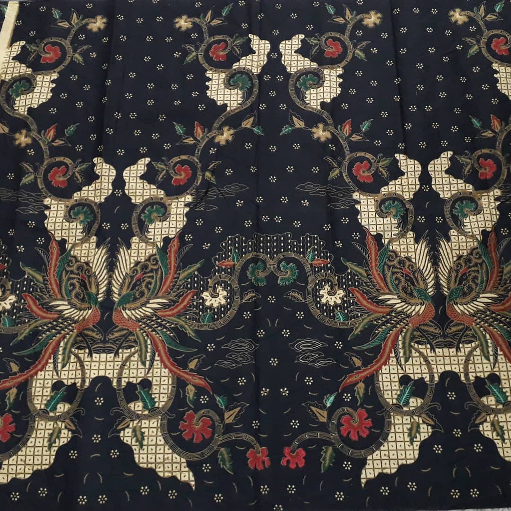Kain batik solo baratayuda hitam