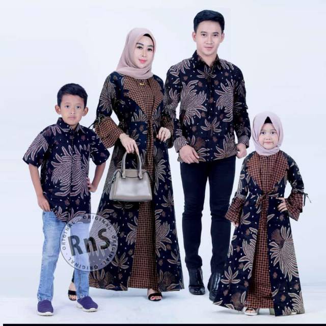 Batik Couple Keluarga/ongkir Batik Pekalongan