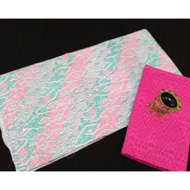set kain batik dan embos