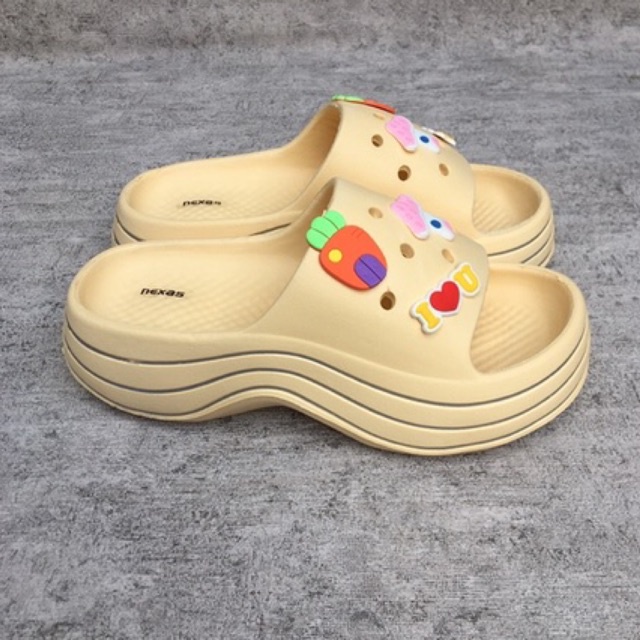 Sandal Fuji Jibbitz Nexas