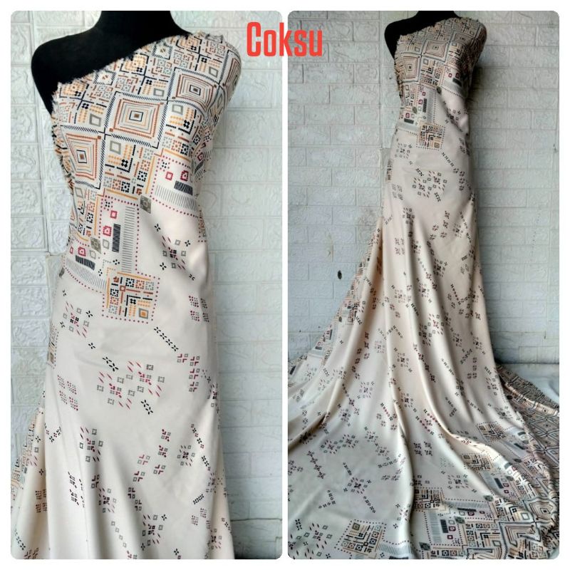 Kain Gamis Maxmara n Di*rSilk motif terbaru Kamillia  harga per0.5m