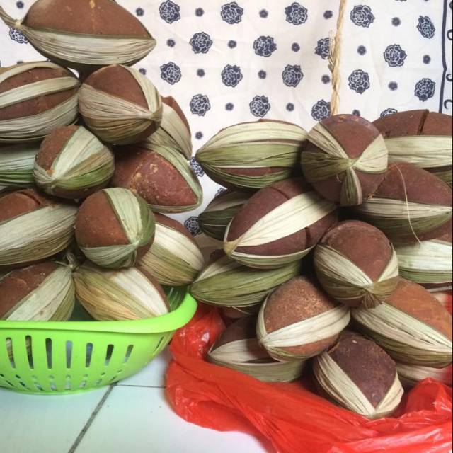 

GULA AREN BATOK KHAS BANTEN