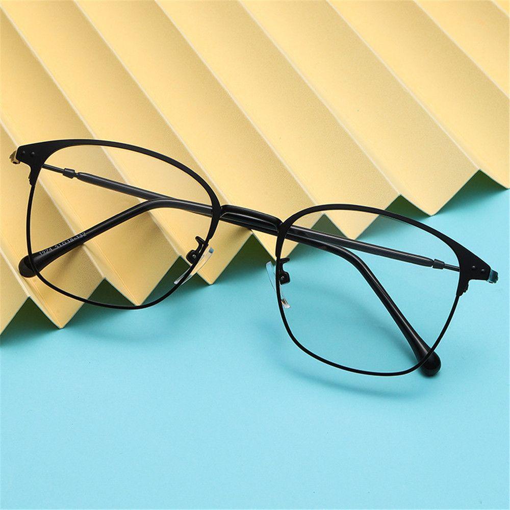 Kacamata Baca Populer Portable Vision Care Vintage Ultra Ringan Frame