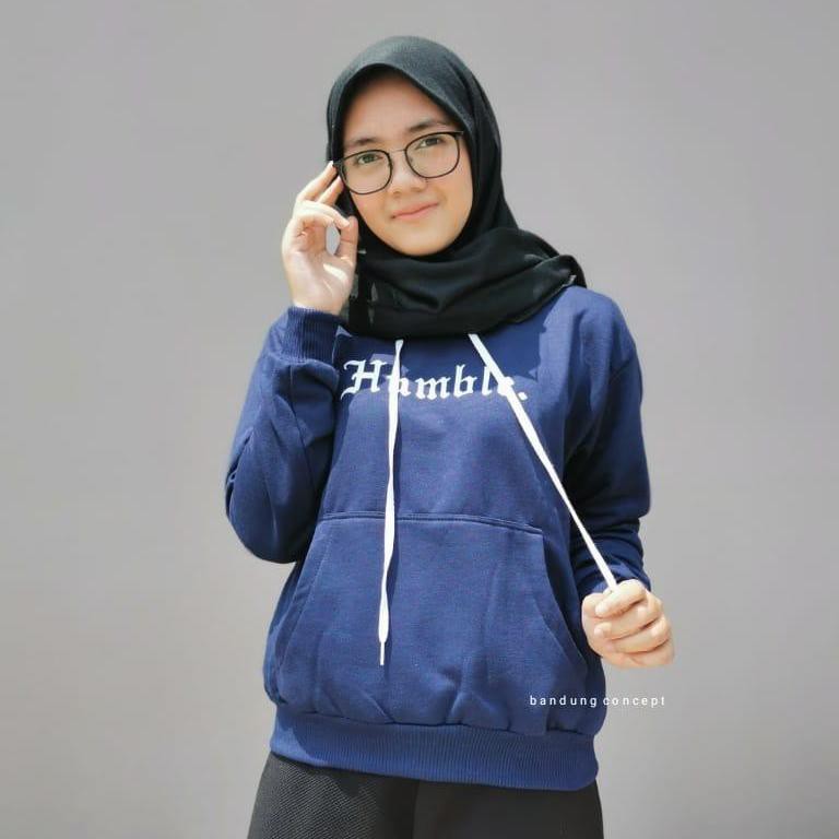 Sweater Hoodie Wanita Humble Size M dan XL-Navy