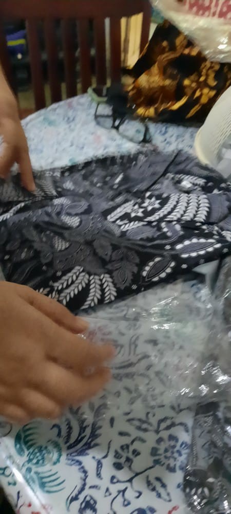 Kemeja Batik Lengan Pendek