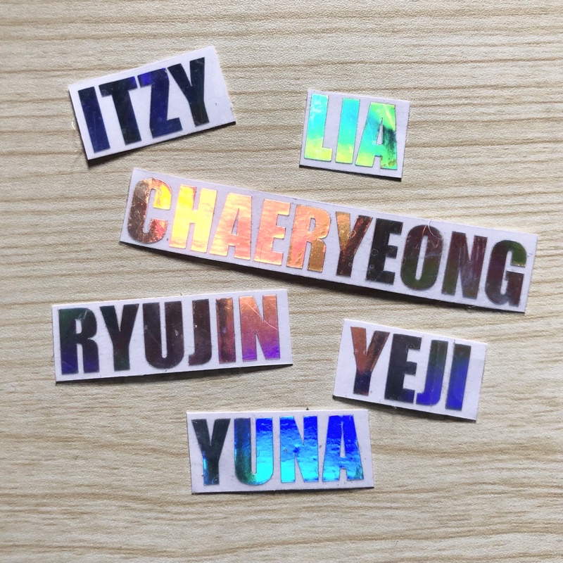 [kstuffind] ITZY STCKER HOLOGRAM STIKER HOLO LIA RYUJIN YEJI YUNA CHAERYEONG MURAH