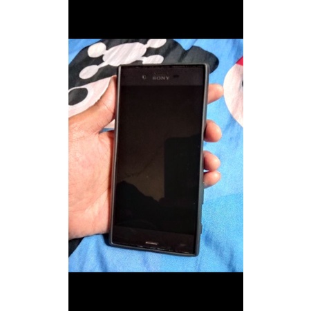 Sony Xperia XZ 3/32 second