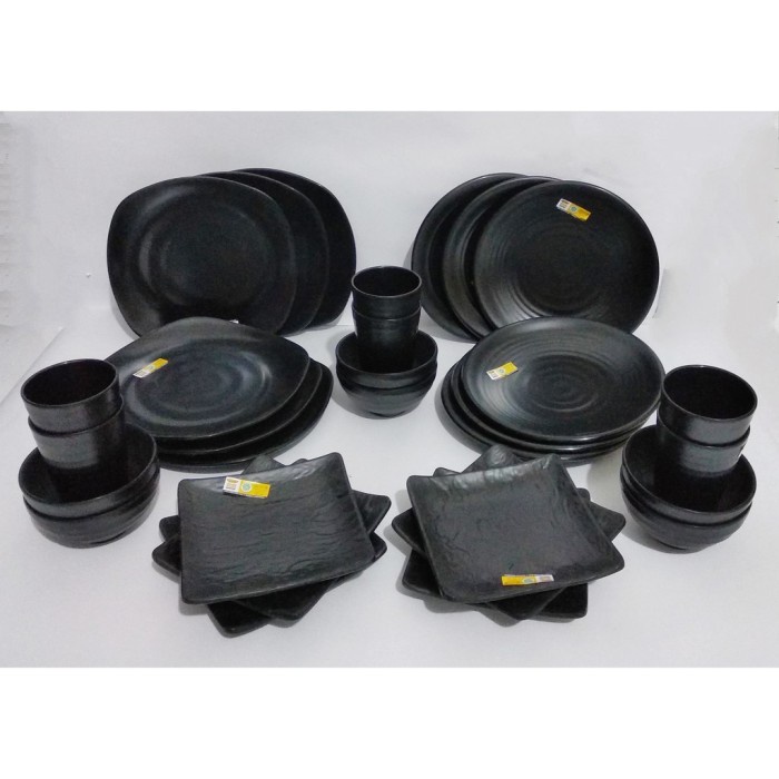 L.Maryanne Paket Melamin Japan Stone Hitam Melamin Set Golden Dragon Piring