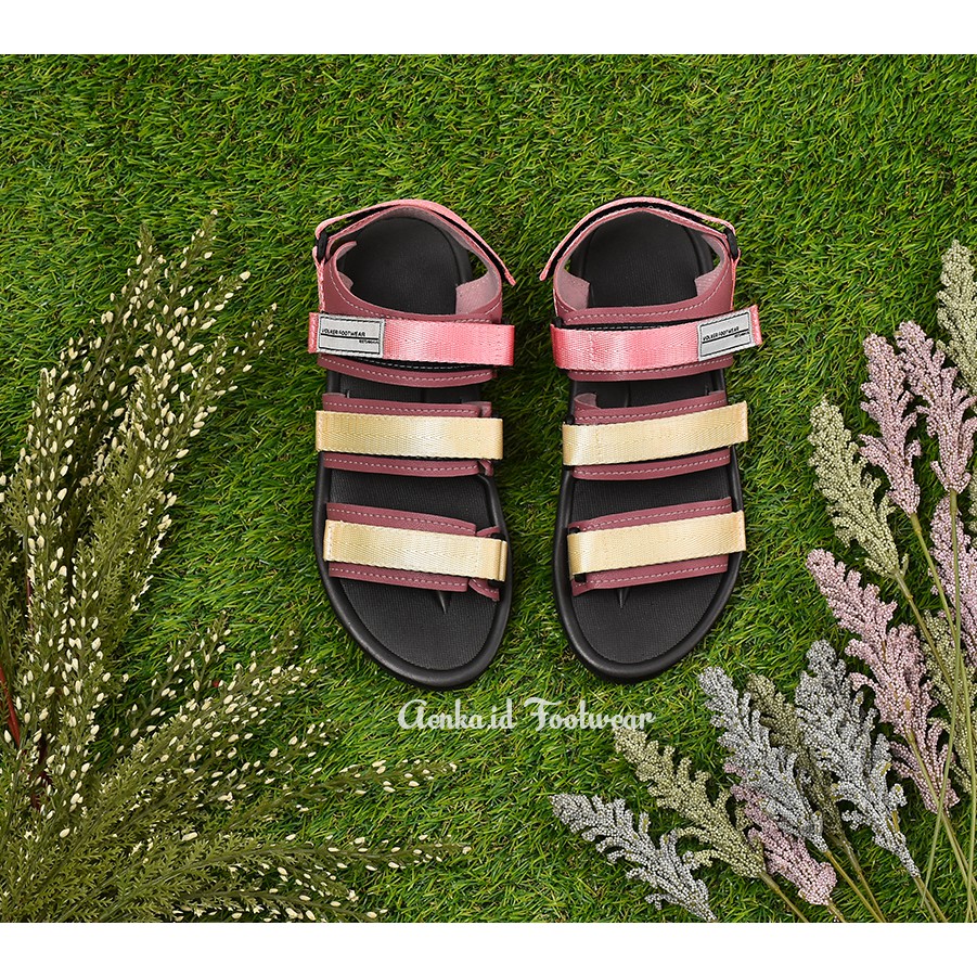 SANDAL WANITA TERBARU / SANDAL GUNUNG HIKING TRAVELING WANITA KEKINIAN / SENDAL TALI WANITA FASHION