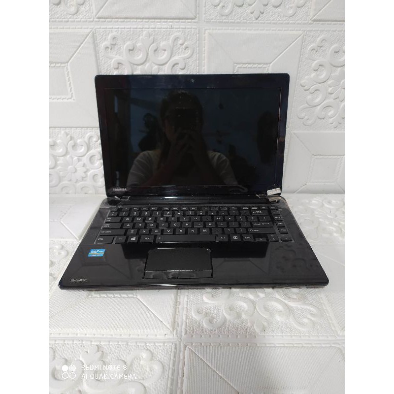 TOSHIBA Satelite C40A Black Core i3 RAM 4GB HDD 500GB Second
