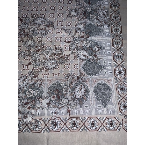 SEGIEMPAT VOALDENAY KW PREMIUM / HIJAB JILBAB SQUARE VOAL MOTIF LASER CUT-Motif 21