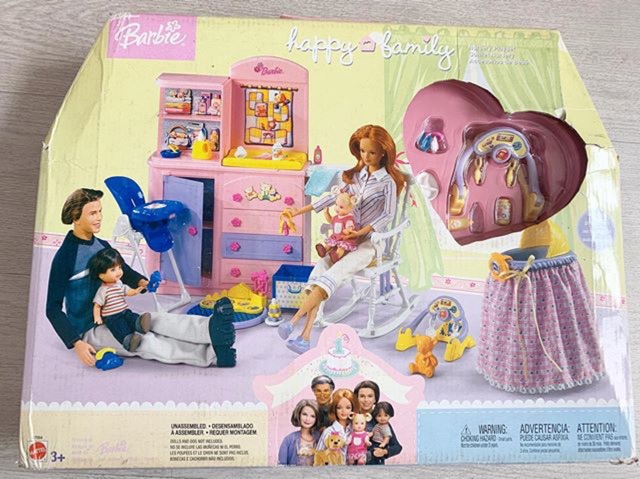 barbie happy family playset