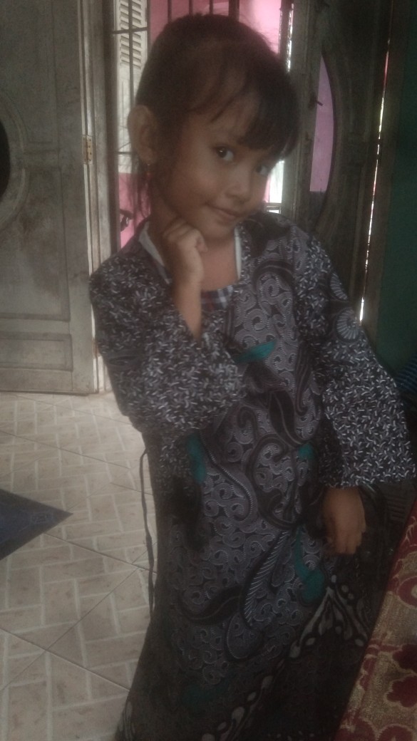 Batik Couple Keluarga Sania Ruffle Couple Ori Ndoro Jowi Dnt Sogan Sekar Ulir Motif Dimensi Abu