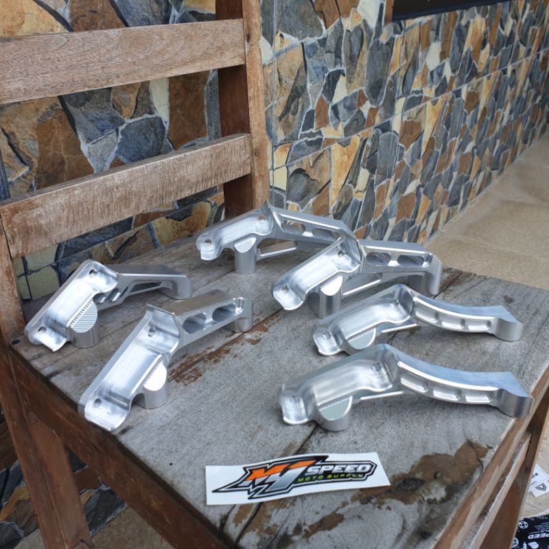 bracket kaliper m1speed pitch 108 kyb atau ninja