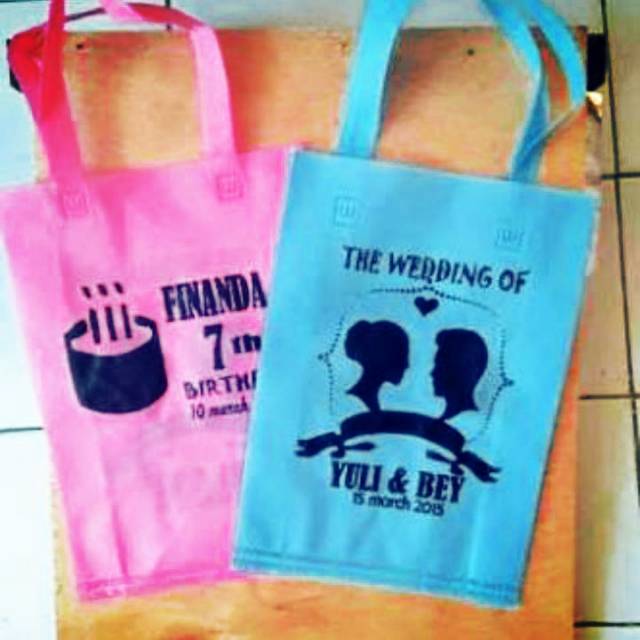 

Souvenir goodybag sudah sablon + kemas plastik