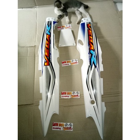 cover body yamaha vega R lama