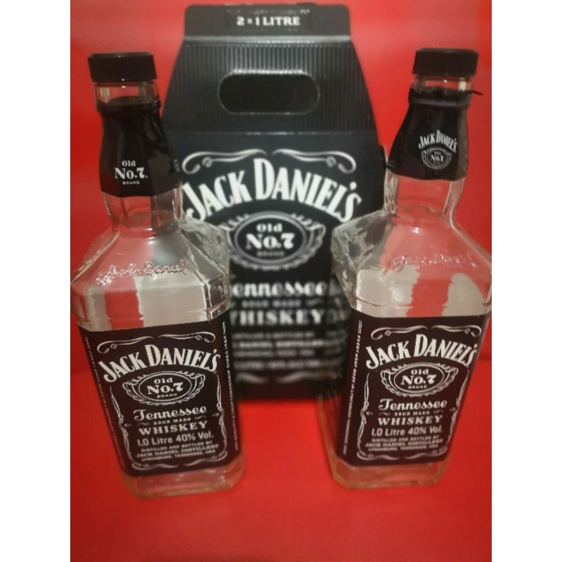 Botol bekas Jack Daniels
