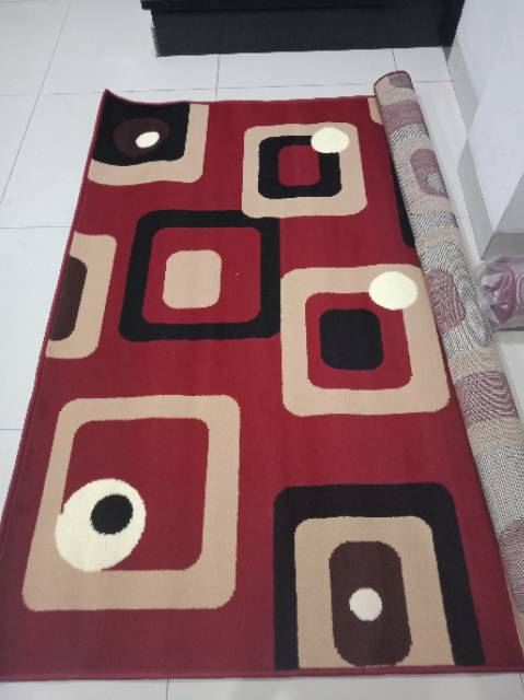 Karpet Permadani Motif Ukuran 160x210 cm Kualitas Premium Bahan Lembut dan Halus