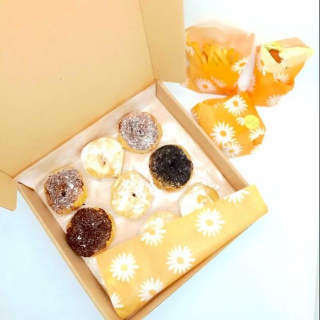 

Daisy Food Wrapping Paper - L | kertas tatakan| bungkus makanan