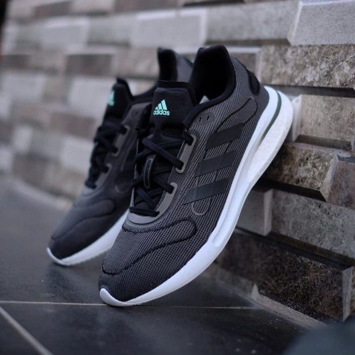 Sepatu Adidas Supernova Boost