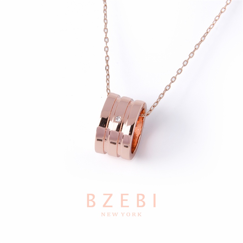 Kalung Titanium Steel Rose Gold 18k Hias Liontin Berlian Imitasi Gaya Korea Untuk Wanita 882n