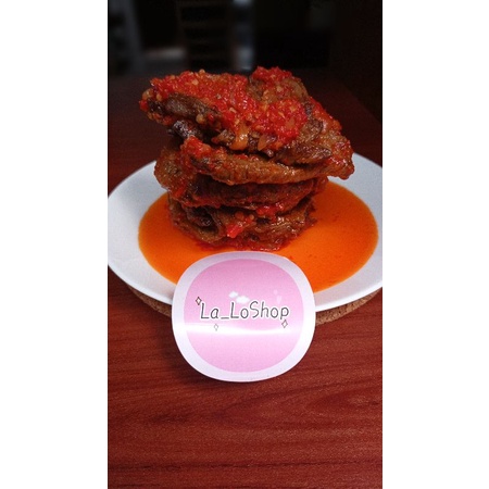 

Balado daging sapi / dendeng basah . Berat kurang lebih 250gr. Halal. .