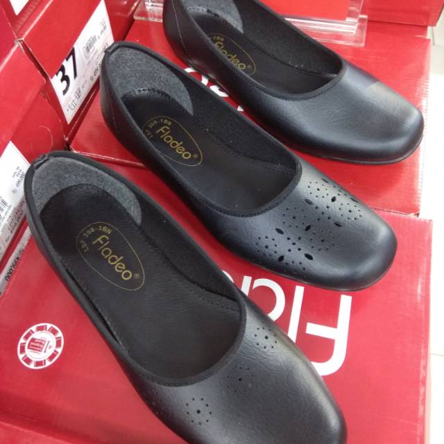  Fladeo  flat  shoes  all black size 36 40 Shopee Indonesia
