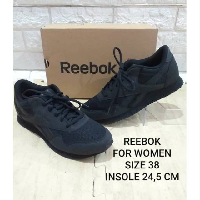 Sepatu sneakers cewek REEBOK BLACK
