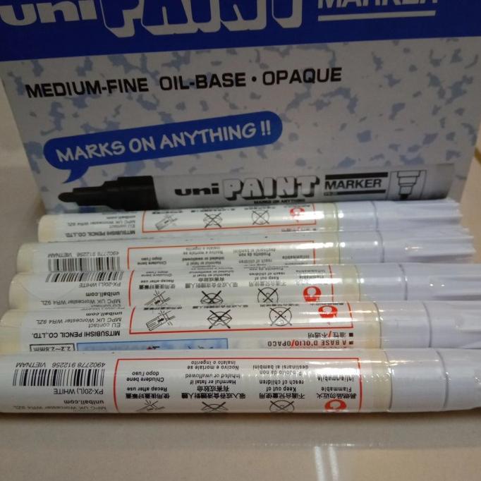 

Paint Maker Uni Paint Px 20 White