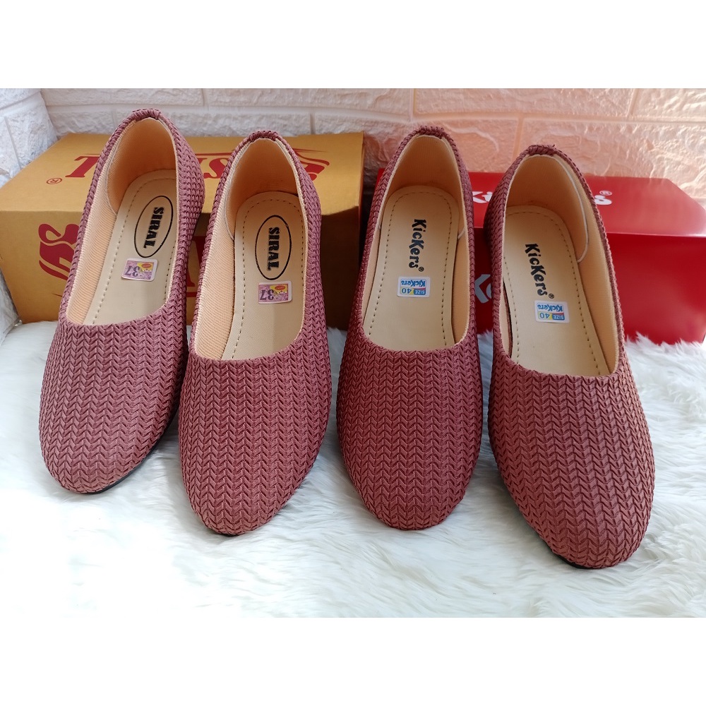 Sepatu Balet Wanita Warna Salem