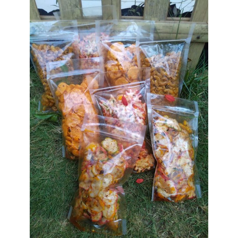 

TERMURAH ! SEBLAK KERING bebas pilih varian & jenis Seblak !! MIN order 5 pcs