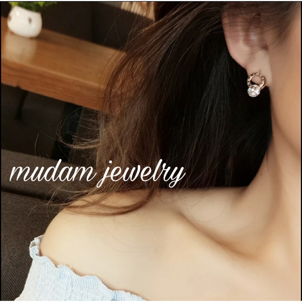 Anting Titanium Stud Model Ring Angka Romawi Dengan Batu Zirkon Warna Rose Gold, Gold dan Silver