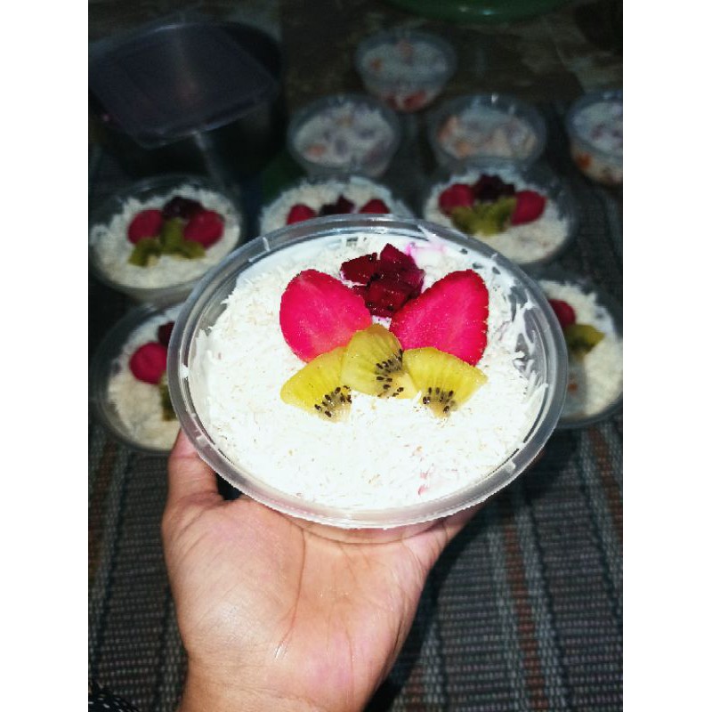 

R.A Salad Ukuran 400ml