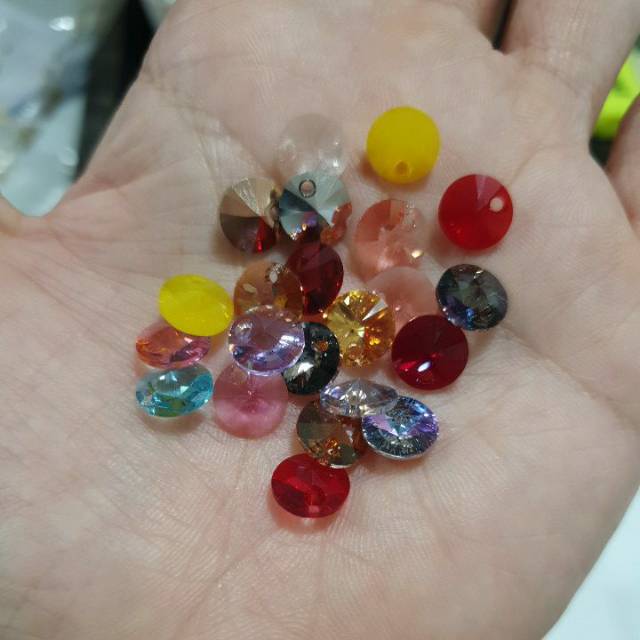 Swarovski pendant cipir 8mm (per 4bj) 6428