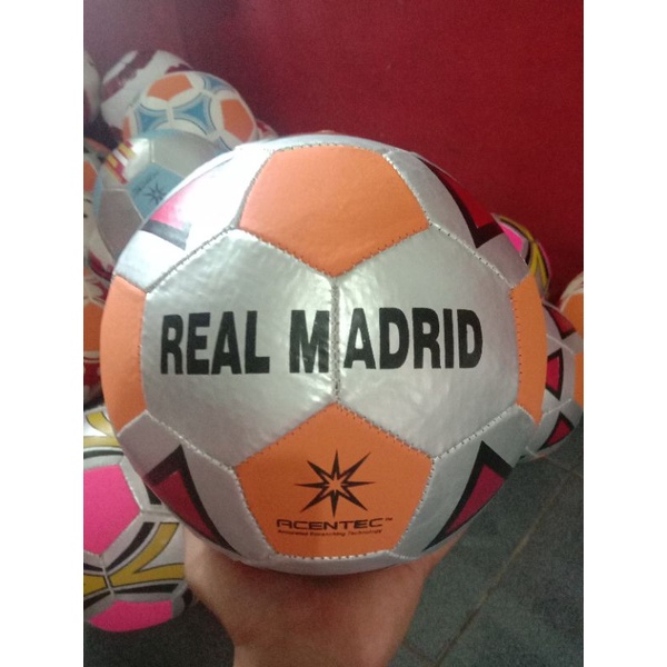 BOLA KAKI / BOLA SEPAK SIZE 5 UNTUK ANAK / BOLA RINGAN