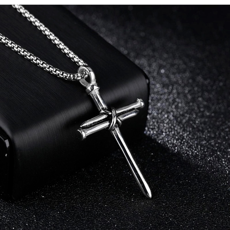 Kalung Liontin Salib Bahan Stainless Steel Untuk Pria