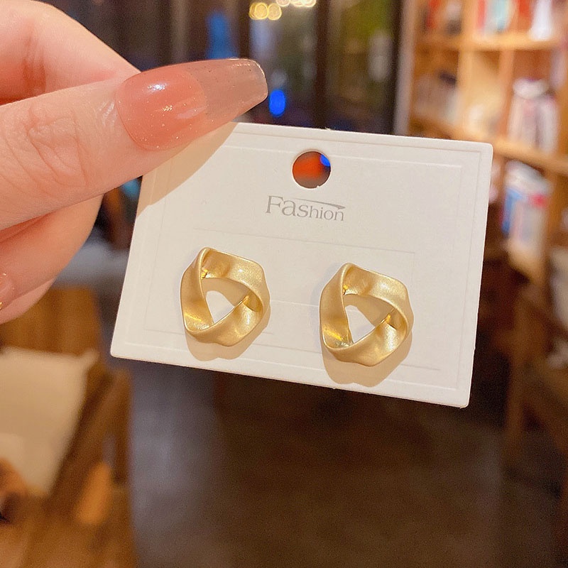 Anting Stud 925 silver needle Bentuk Geometris Gaya Retro Untuk Perhiasan