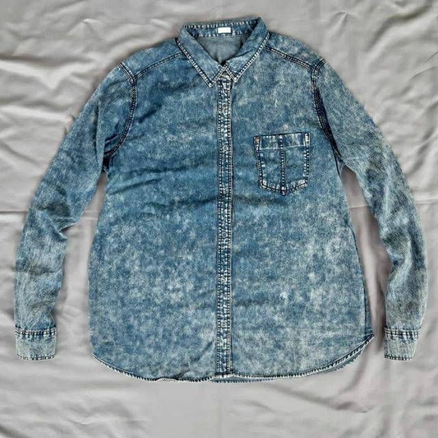 Kemeja denim levis murah kemeja cewek second preloved jual murah atasan cewek