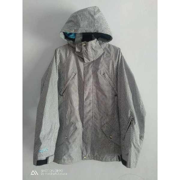 Jaket Gunung Outdoor Snowboard Waterproof Lazybee