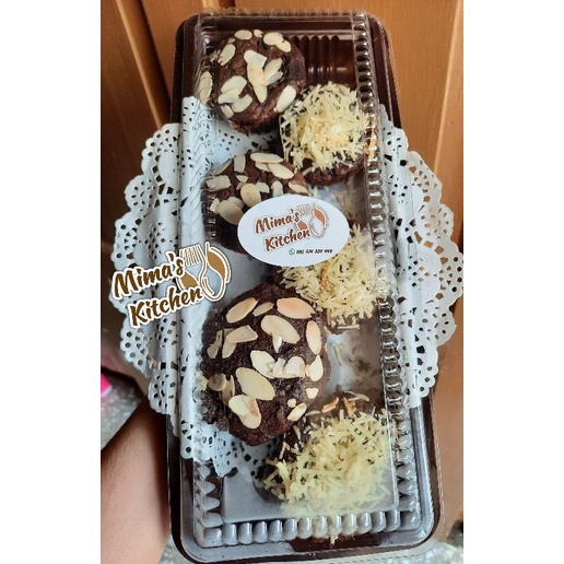 

brownies nyoklat cup mini isi 6