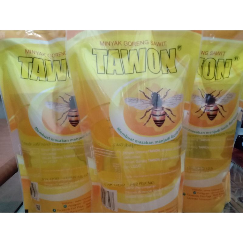 

Minyak goreng kemasan 900 ml merk tawon
