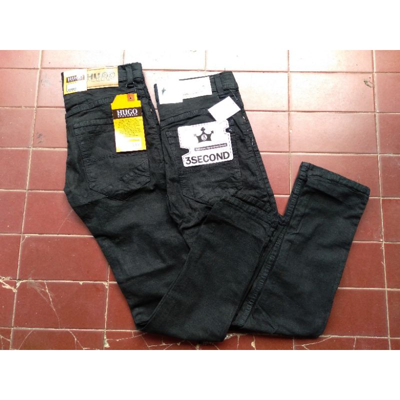 Celana jeans panjang hitam pria / Celana pensil hitam strit / Celana panjang jeans hitam / celana jeans hitam pria