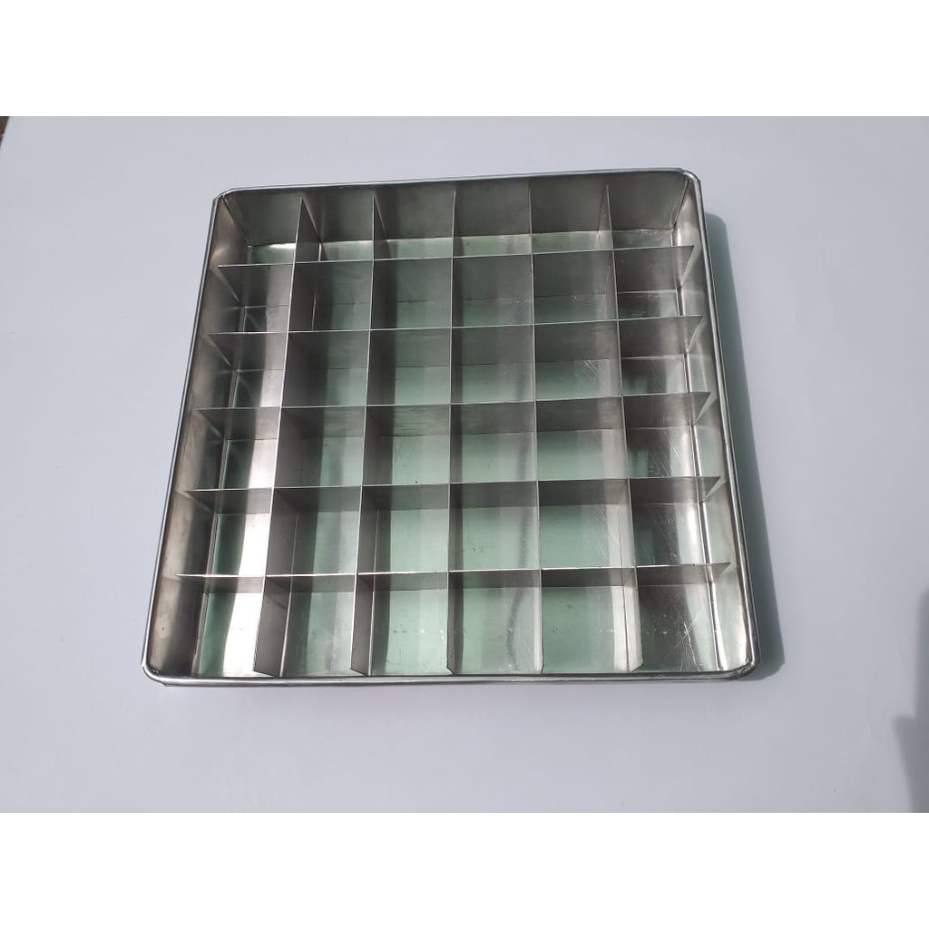 Cetakan Loyang Sekat / Cetakan Brownies / Loyang Brownies / Loyang Coklat (36 Sekat