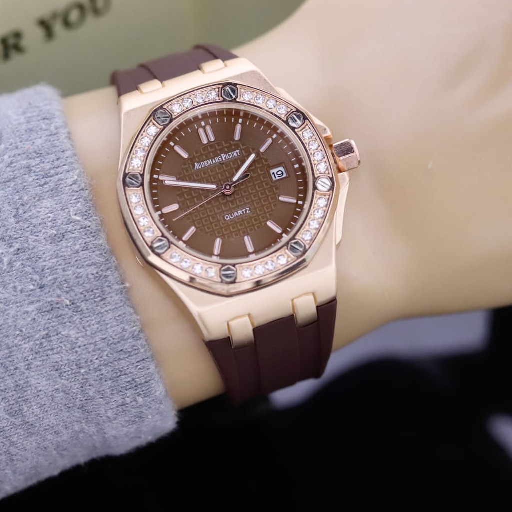 Jam tangan wanita MEWAH Strap Rubber Analog - BISA COD BAYAR DITEMPAT