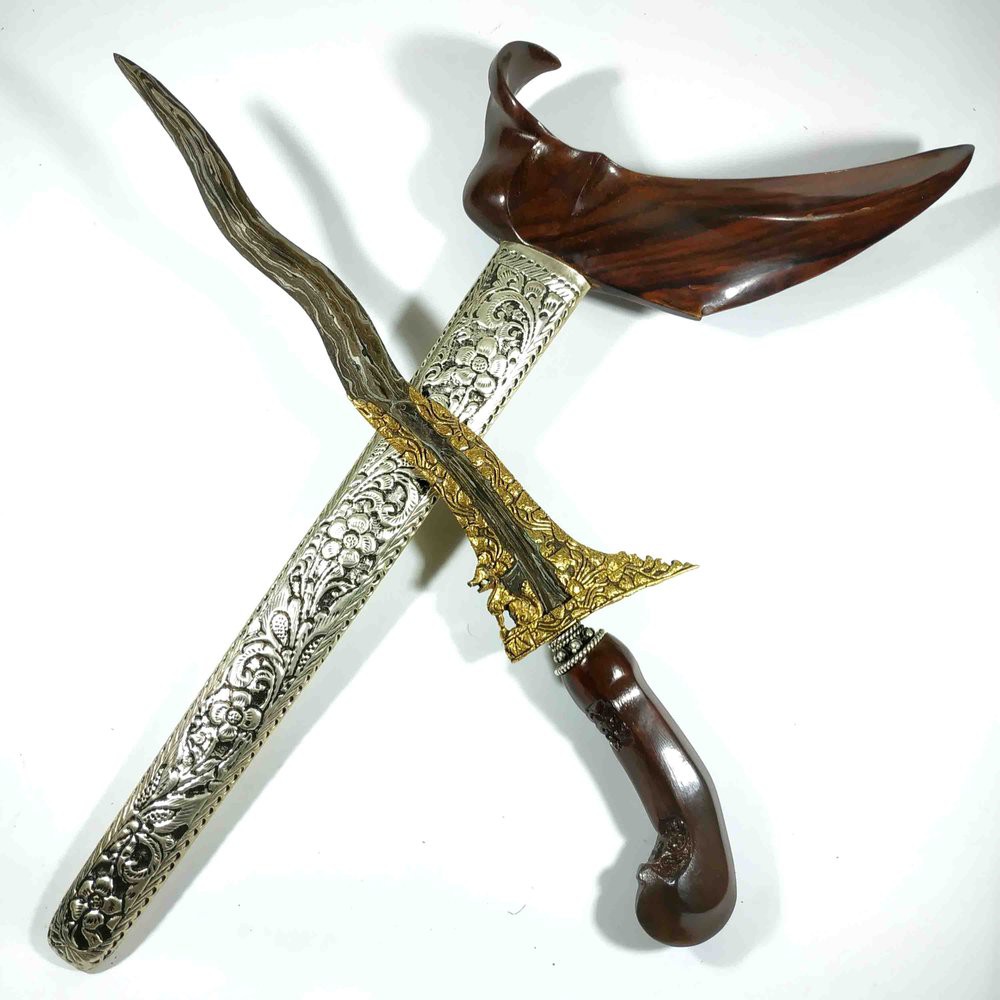 Keris Kamardikan Singo Barong Pamor Kulit Semangka