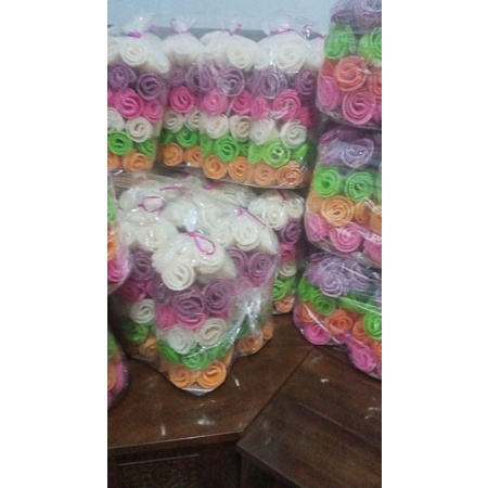 

Opak gambir/ Opak gapit per pack ( 10 pcs × @200g)