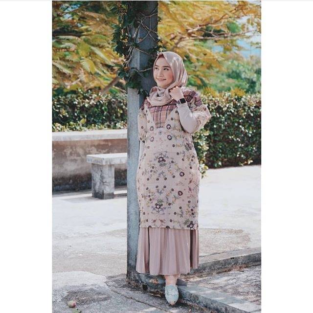 MILOU TUNIC RIA MIRANDA SIGNATURE 
Size S